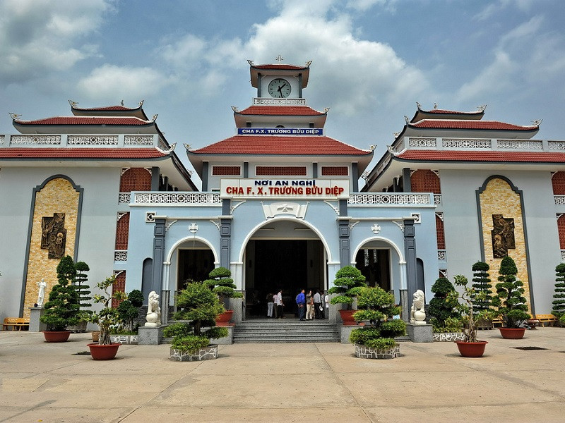 Tour Hành Hương Cha Diệp - Mẹ Nam Hải 1N1D Ghép Đoàn - Ảnh 3